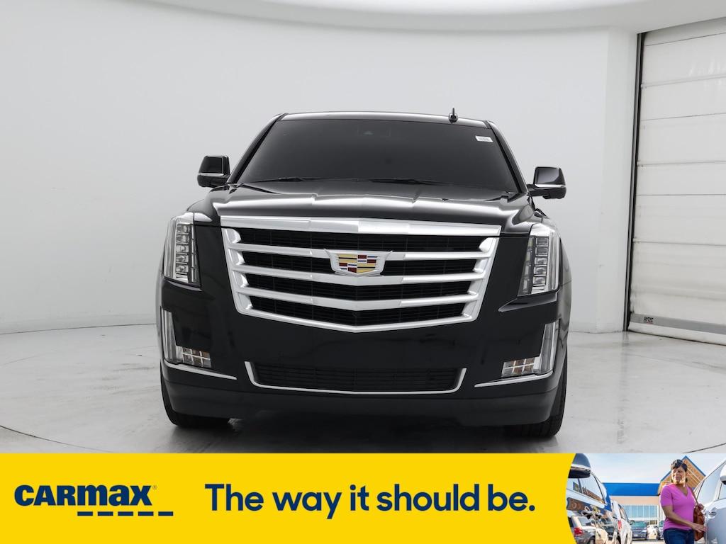 used 2020 Cadillac Escalade car, priced at $46,998