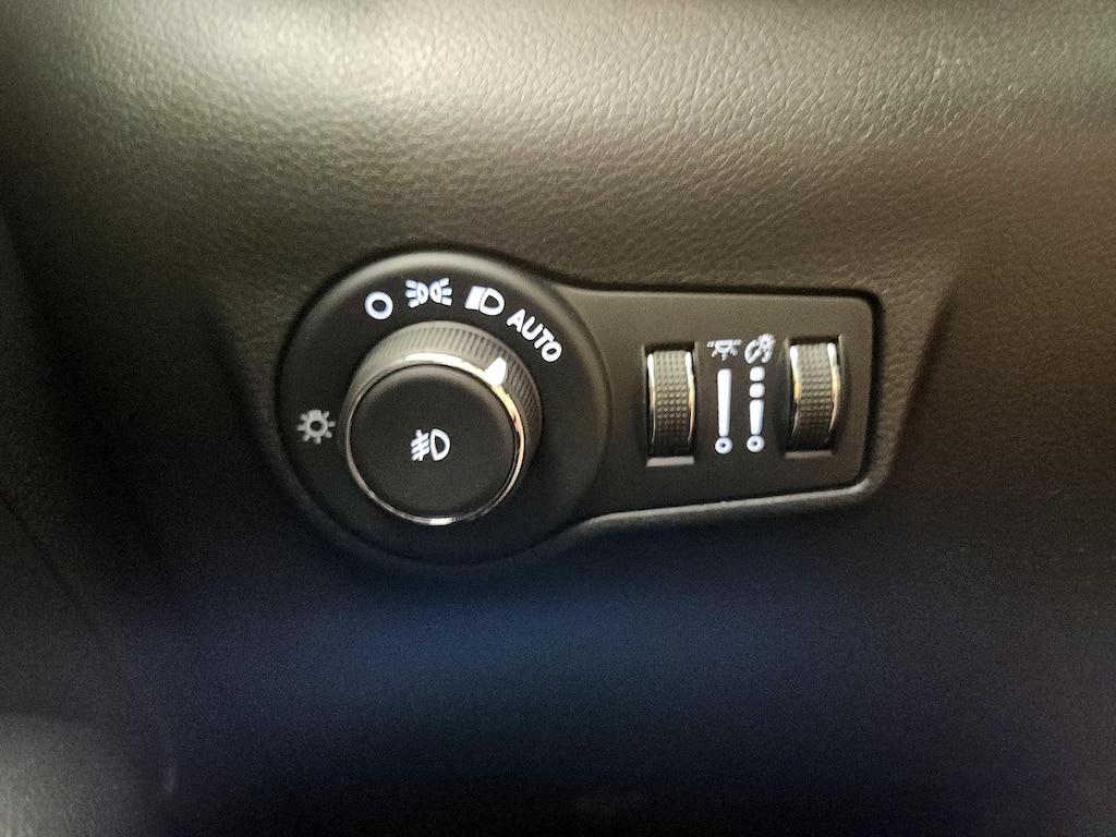 used 2022 Jeep Compass car, priced at $24,998
