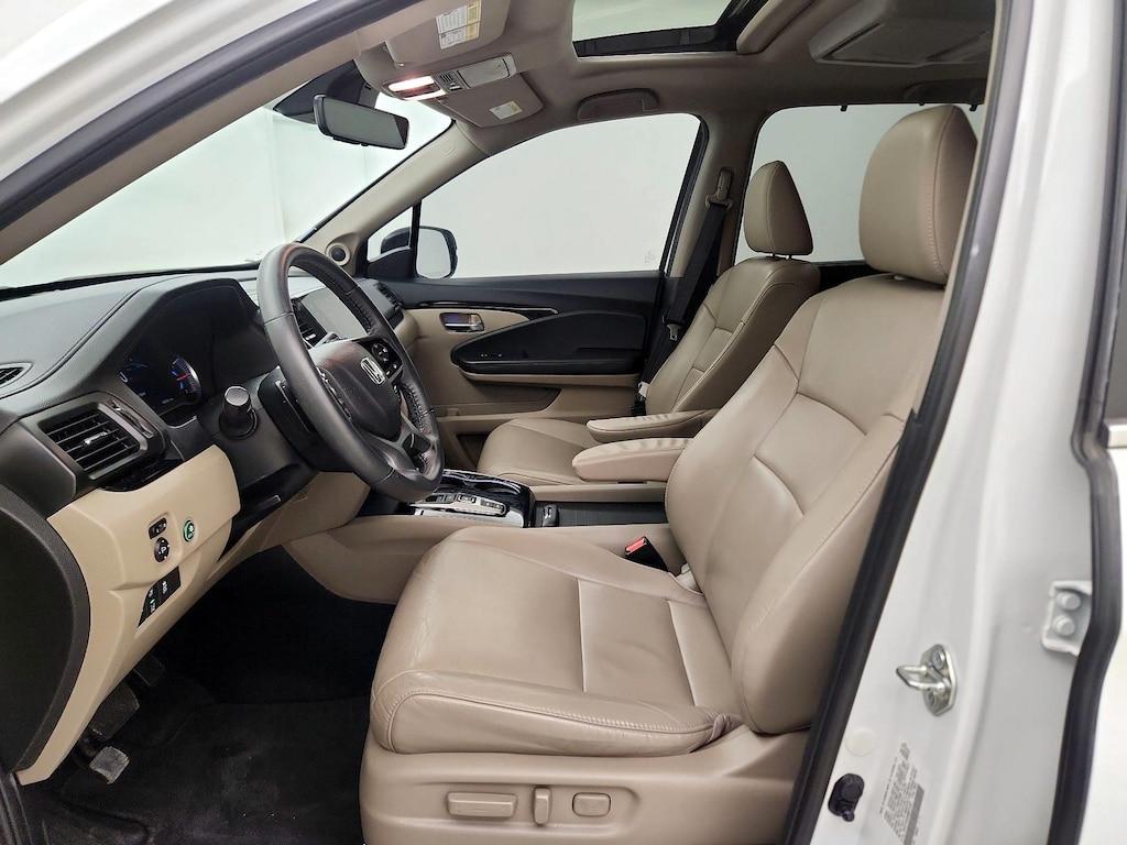 used 2021 Honda Pilot car, priced at $30,998