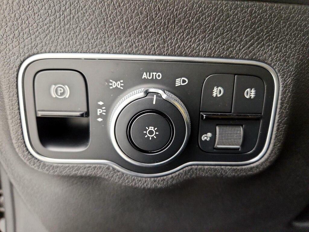 used 2020 Mercedes-Benz GLB 250 car, priced at $26,998