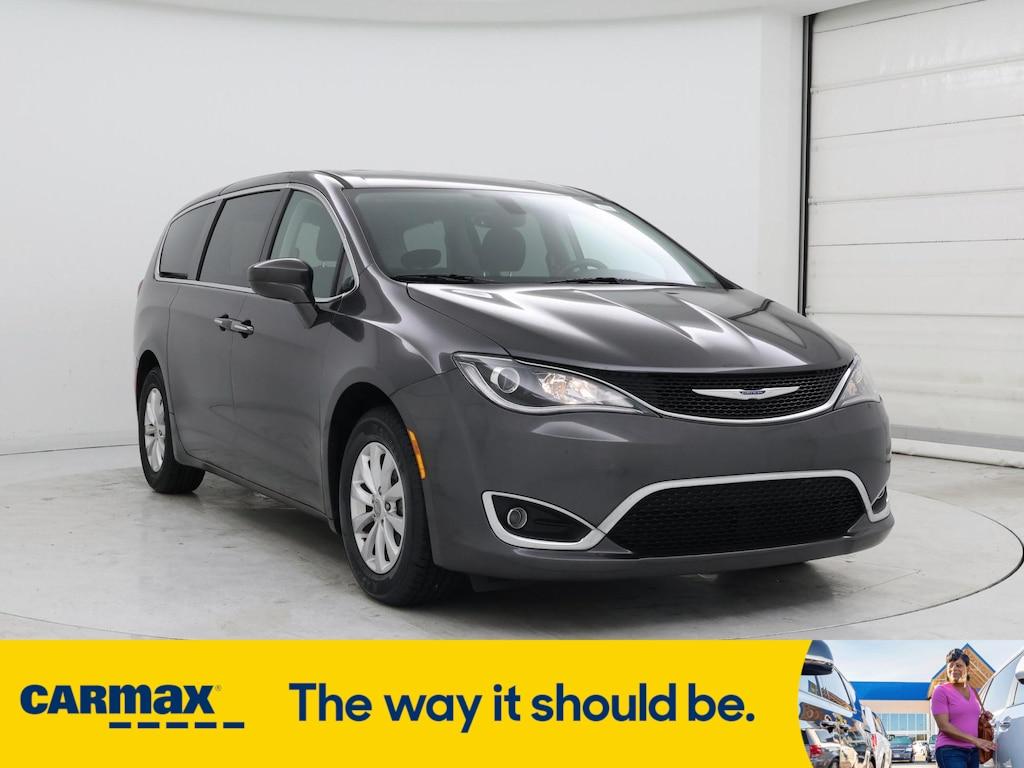 used 2019 Chrysler Pacifica car, priced at $28,998