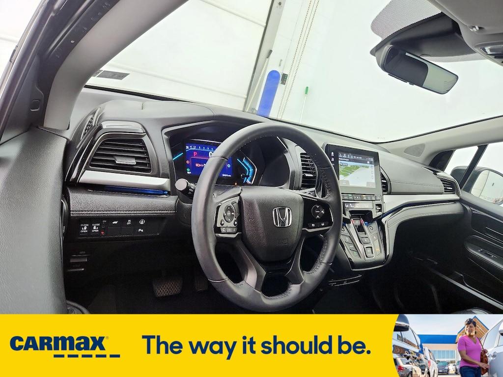 used 2023 Honda Odyssey car, priced at $40,998