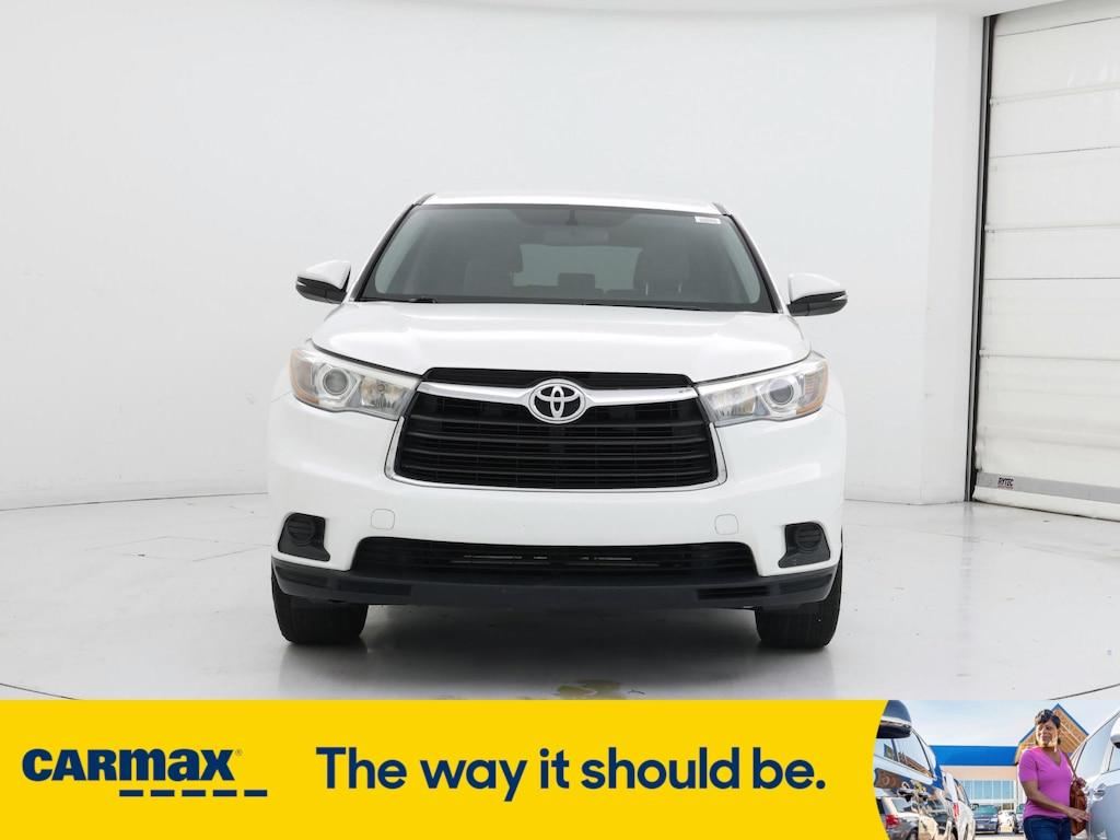 used 2015 Toyota Highlander car, priced at $18,998