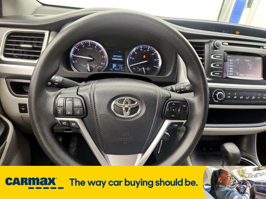used 2015 Toyota Highlander car, priced at $18,998