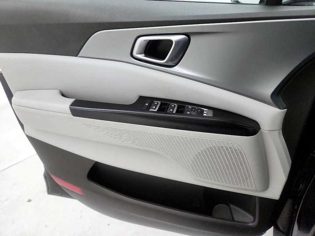 used 2022 Kia Carnival car, priced at $31,998