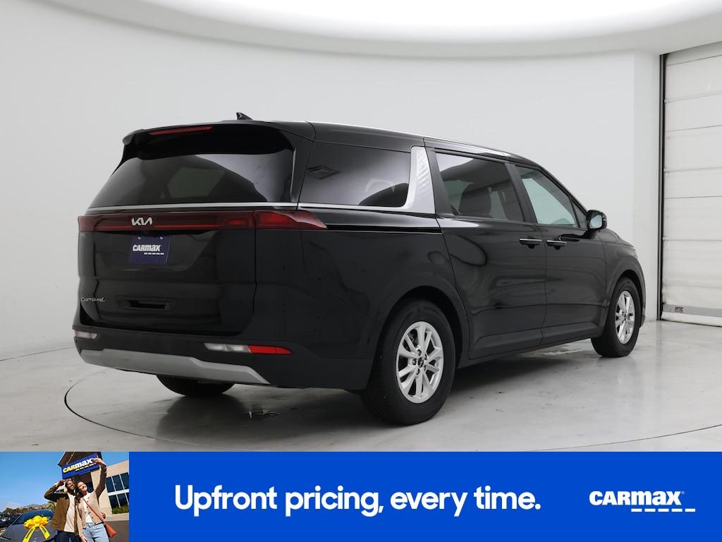 used 2022 Kia Carnival car, priced at $31,998