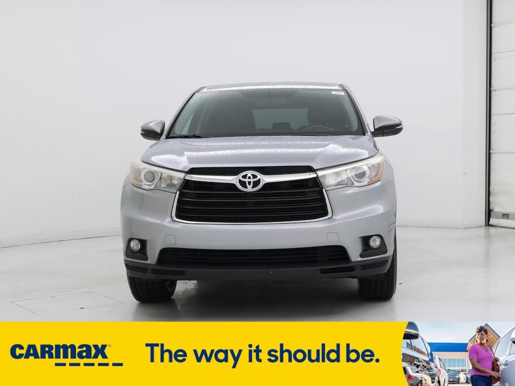 used 2015 Toyota Highlander car, priced at $17,998