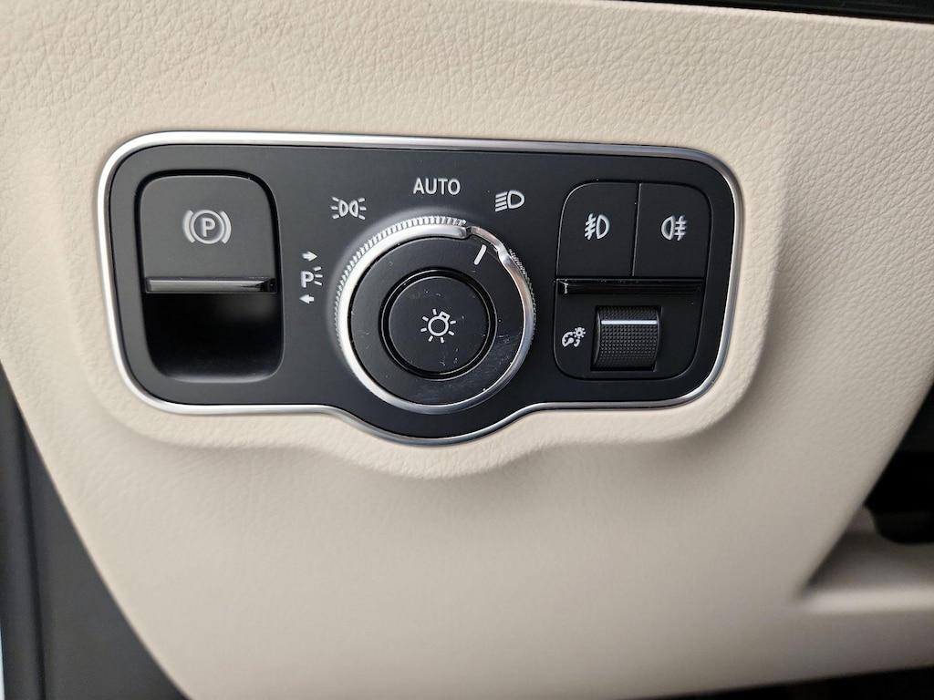used 2022 Mercedes-Benz GLA 250 car, priced at $31,998