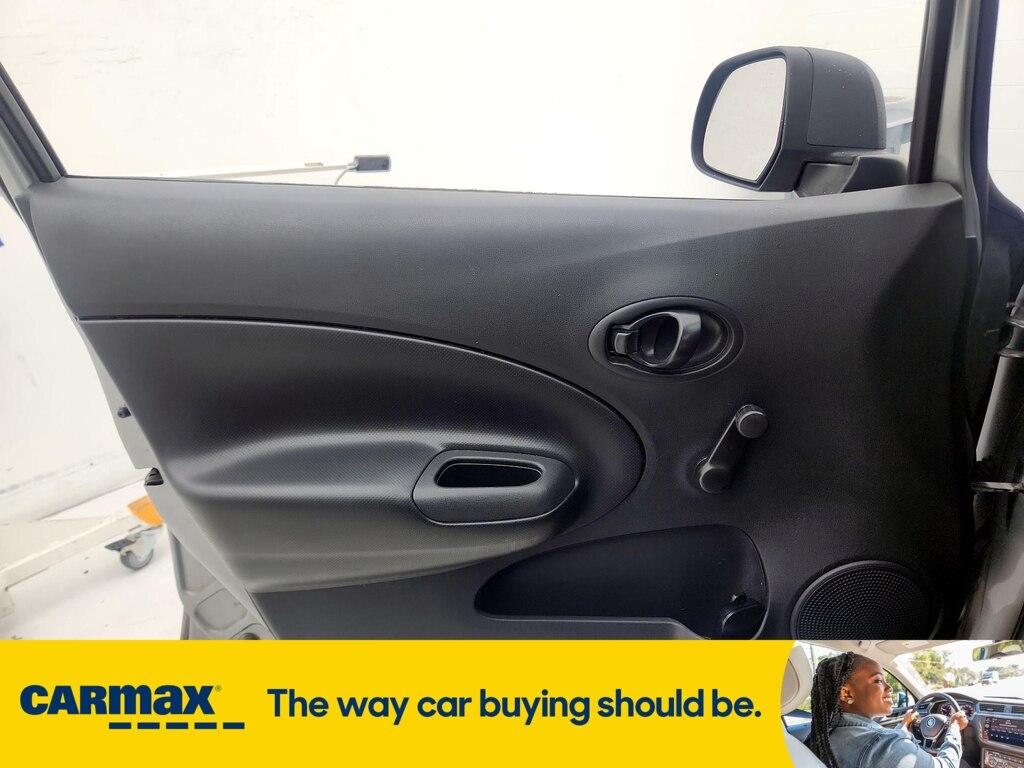 used 2014 Nissan Versa Note car, priced at $10,599
