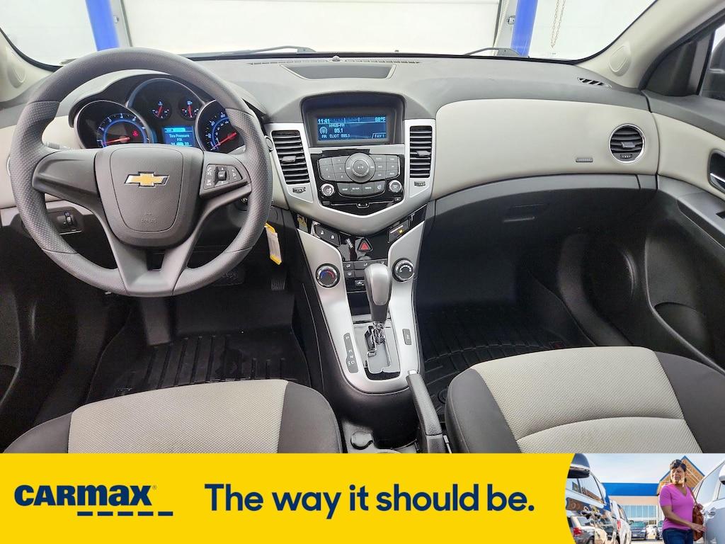 used 2014 Chevrolet Cruze car, priced at $12,998