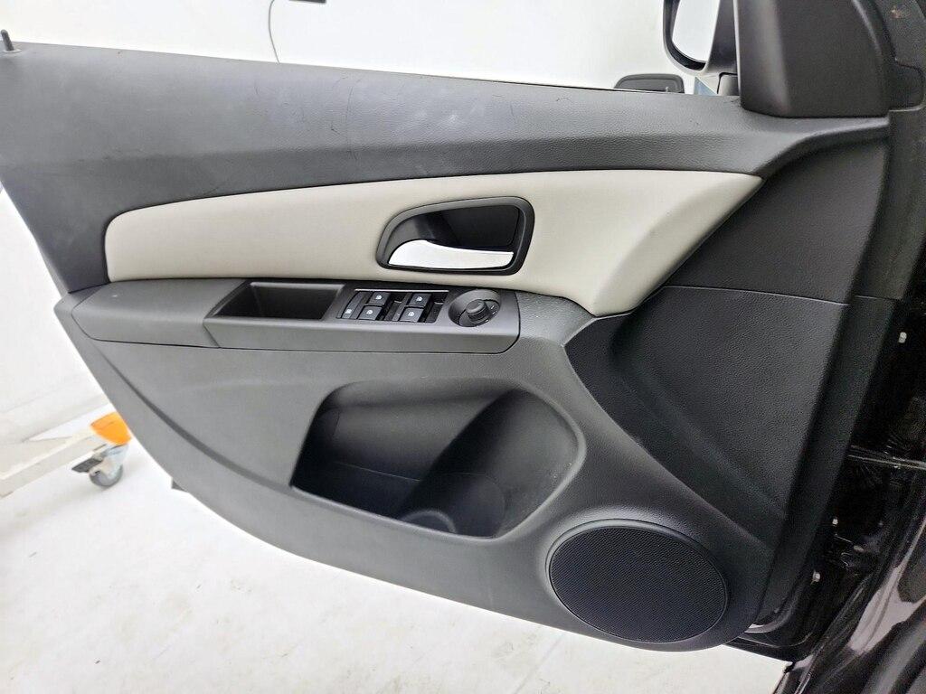 used 2014 Chevrolet Cruze car, priced at $12,998