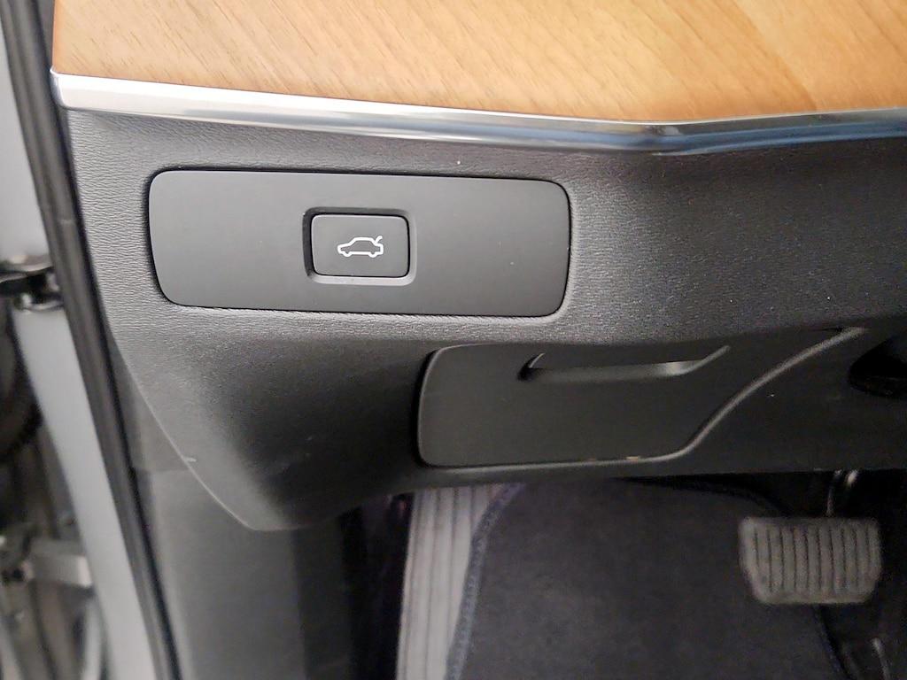 used 2024 Volvo XC90 car, priced at $42,998