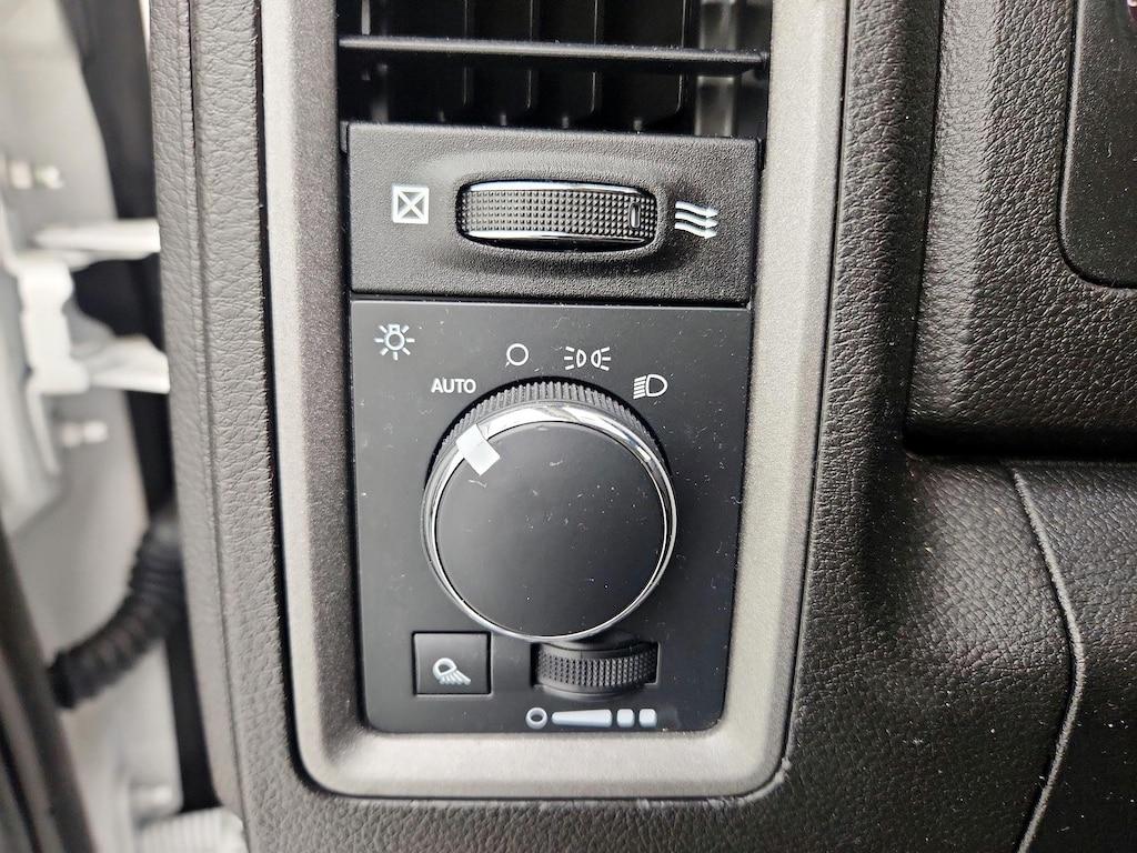 used 2022 Ram 1500 Classic car, priced at $27,998
