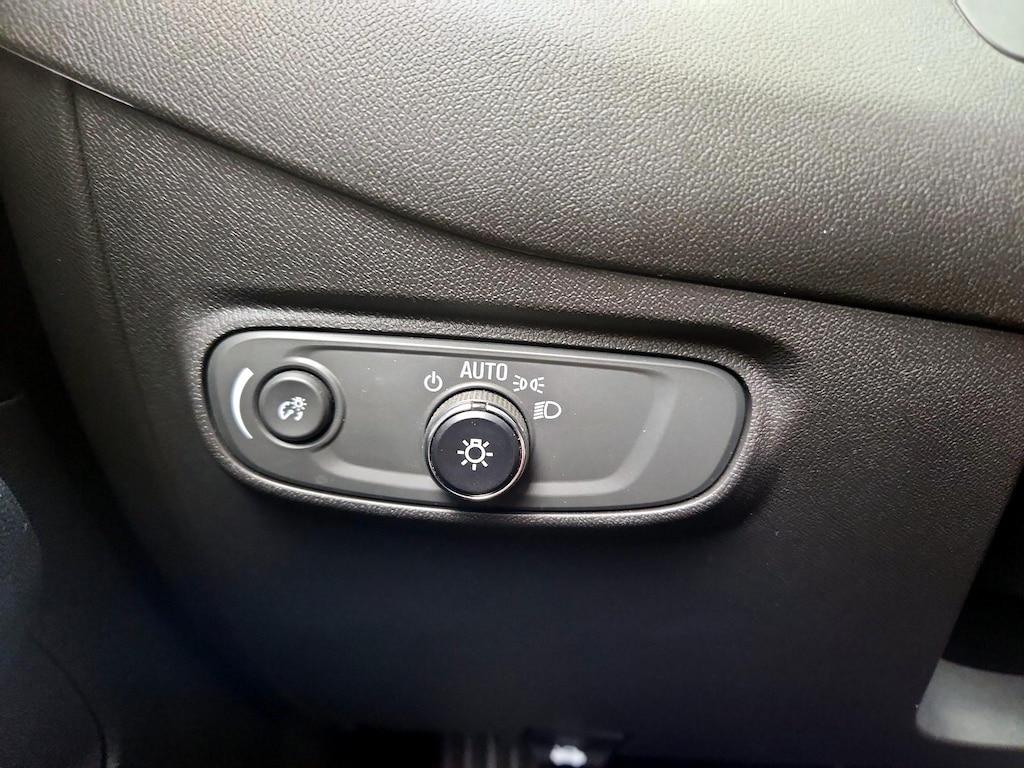used 2023 Chevrolet Equinox car, priced at $22,998
