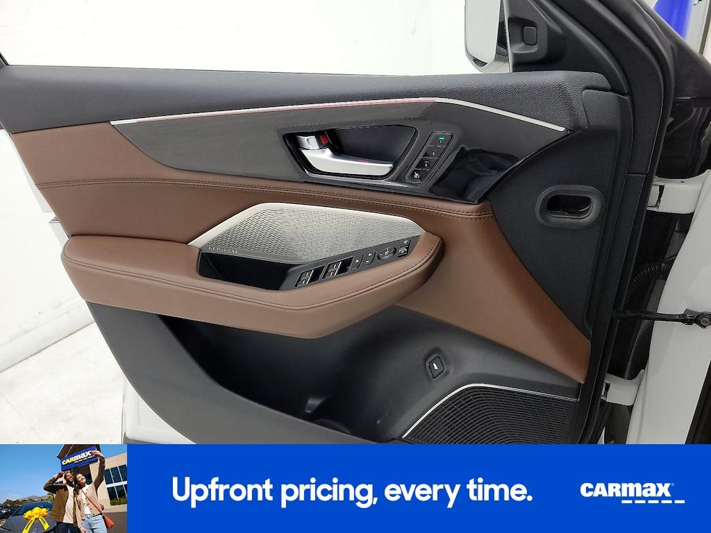 used 2022 Acura MDX car, priced at $42,998
