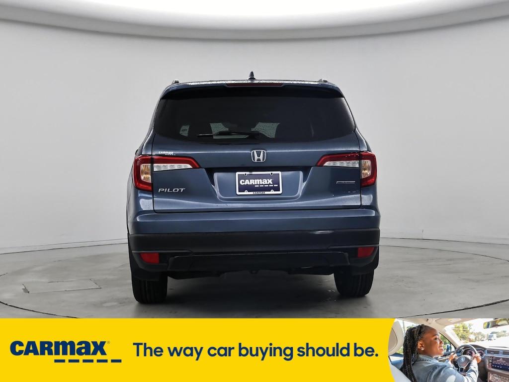 used 2022 Honda Pilot car, priced at $33,998