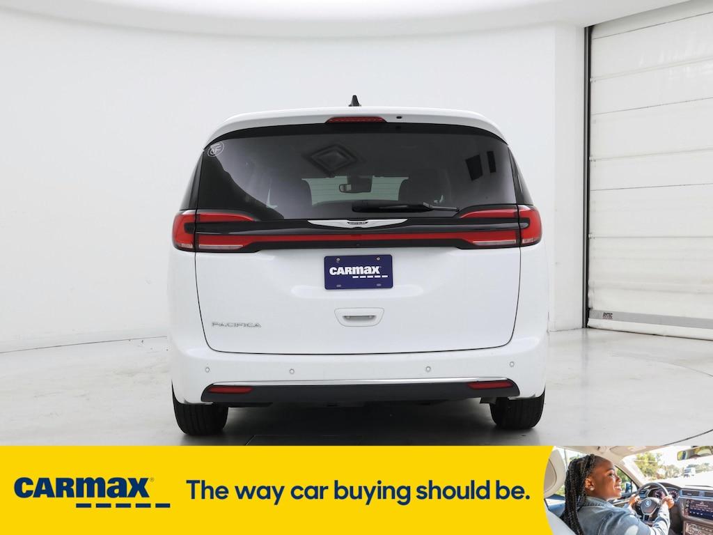 used 2023 Chrysler Pacifica car, priced at $24,998