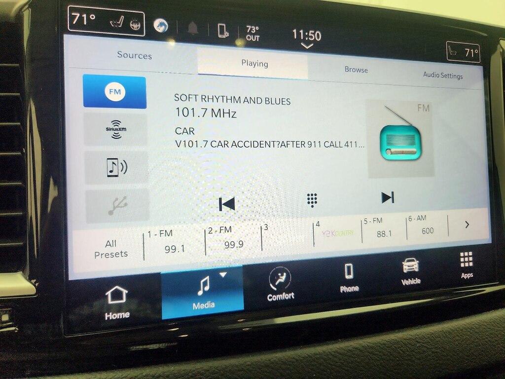 used 2023 Chrysler Pacifica car, priced at $24,998