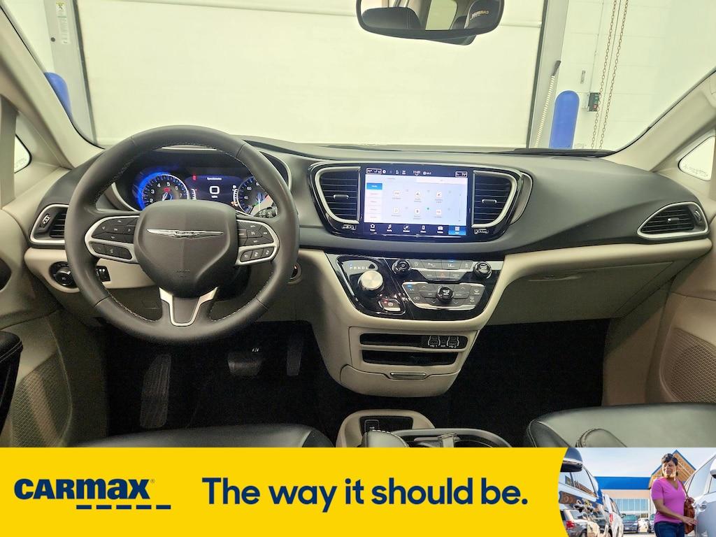 used 2023 Chrysler Pacifica car, priced at $24,998
