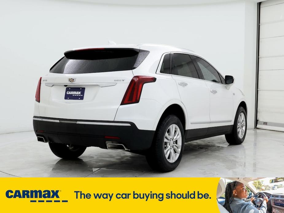 used 2021 Cadillac XT5 car, priced at $27,998