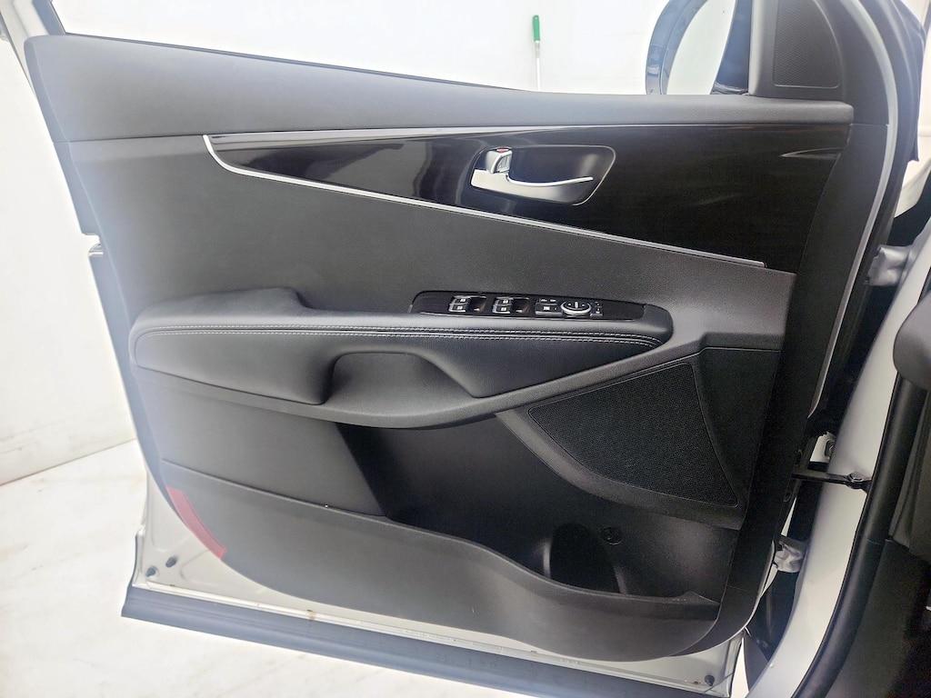 used 2019 Kia Sorento car, priced at $21,998