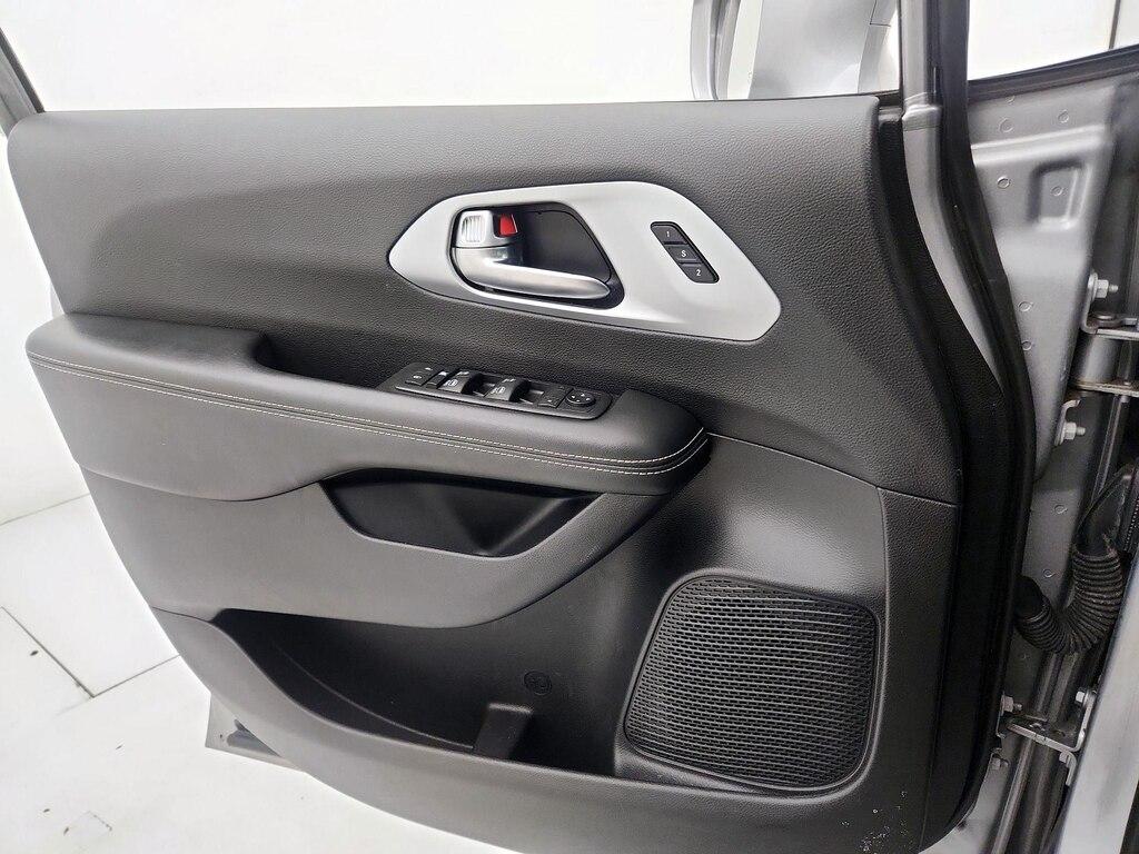 used 2020 Chrysler Pacifica car, priced at $25,998
