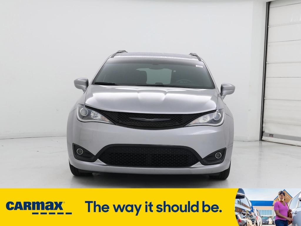 used 2020 Chrysler Pacifica car, priced at $25,998