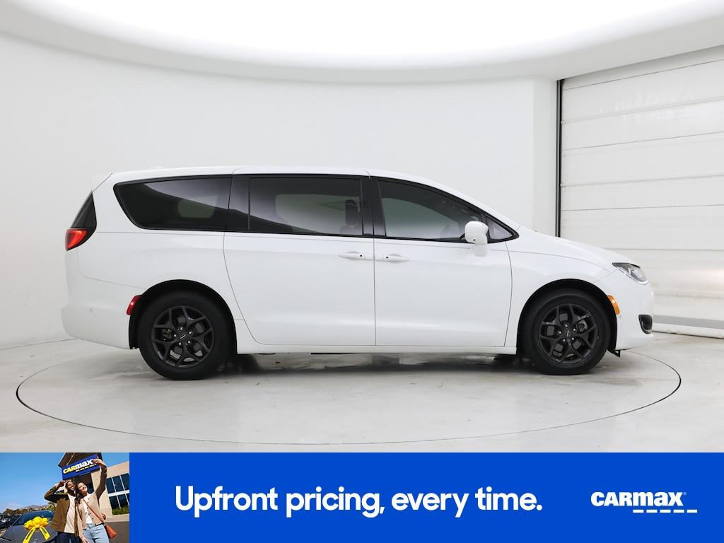 used 2020 Chrysler Pacifica car, priced at $29,998
