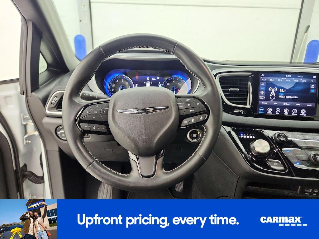 used 2020 Chrysler Pacifica car, priced at $29,998