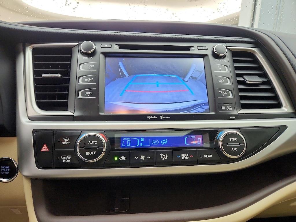 used 2015 Toyota Highlander car, priced at $22,998
