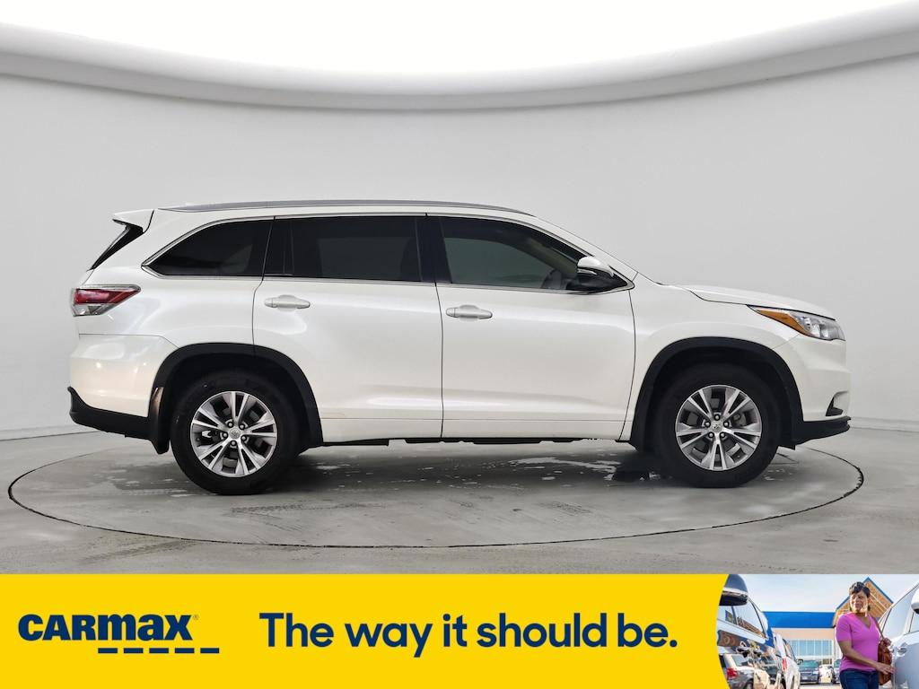 used 2015 Toyota Highlander car, priced at $22,998