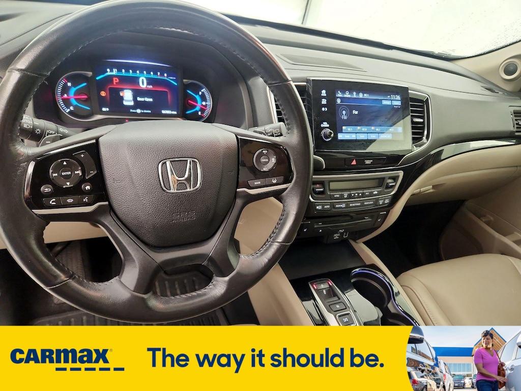 used 2019 Honda Pilot car, priced at $27,998