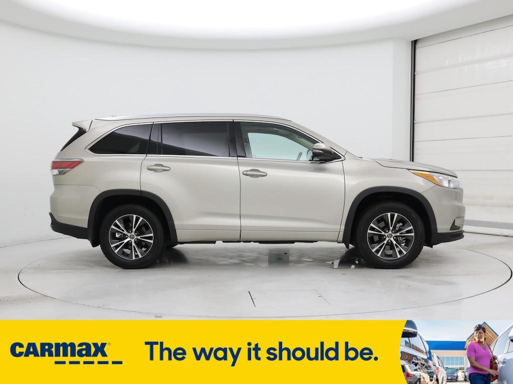 used 2016 Toyota Highlander car, priced at $25,998