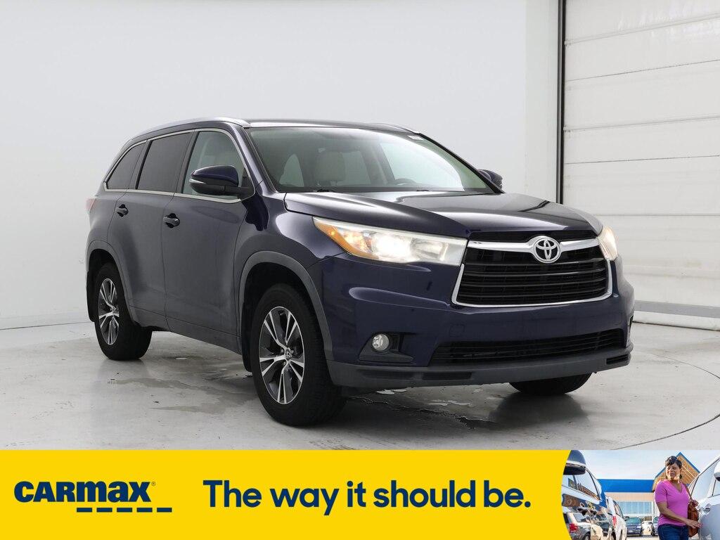 used 2016 Toyota Highlander car, priced at $20,998