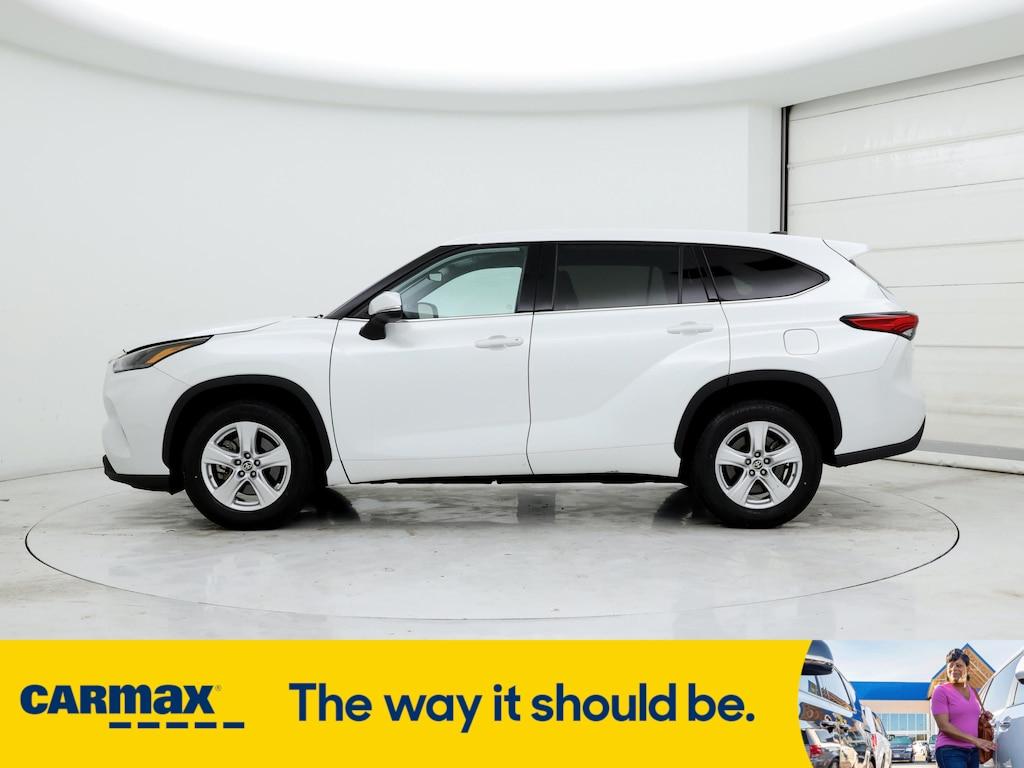 used 2022 Toyota Highlander car, priced at $28,998