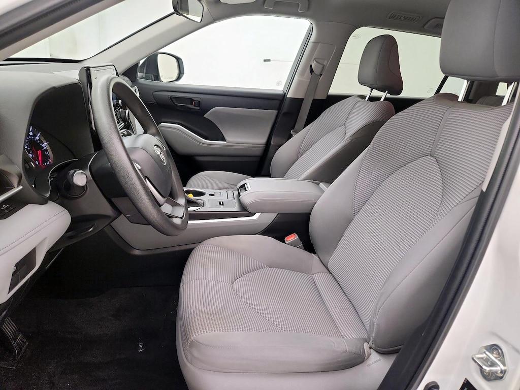 used 2022 Toyota Highlander car, priced at $28,998