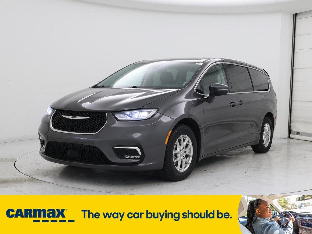 used 2023 Chrysler Pacifica car, priced at $26,998
