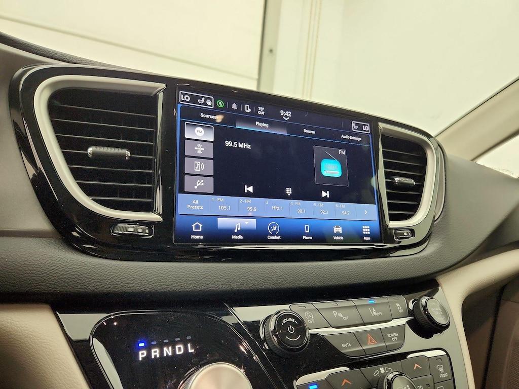 used 2023 Chrysler Pacifica car, priced at $26,998