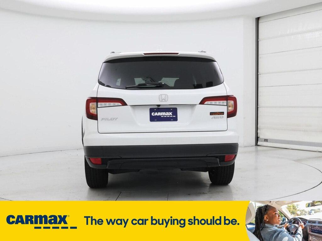 used 2022 Honda Pilot car, priced at $36,998
