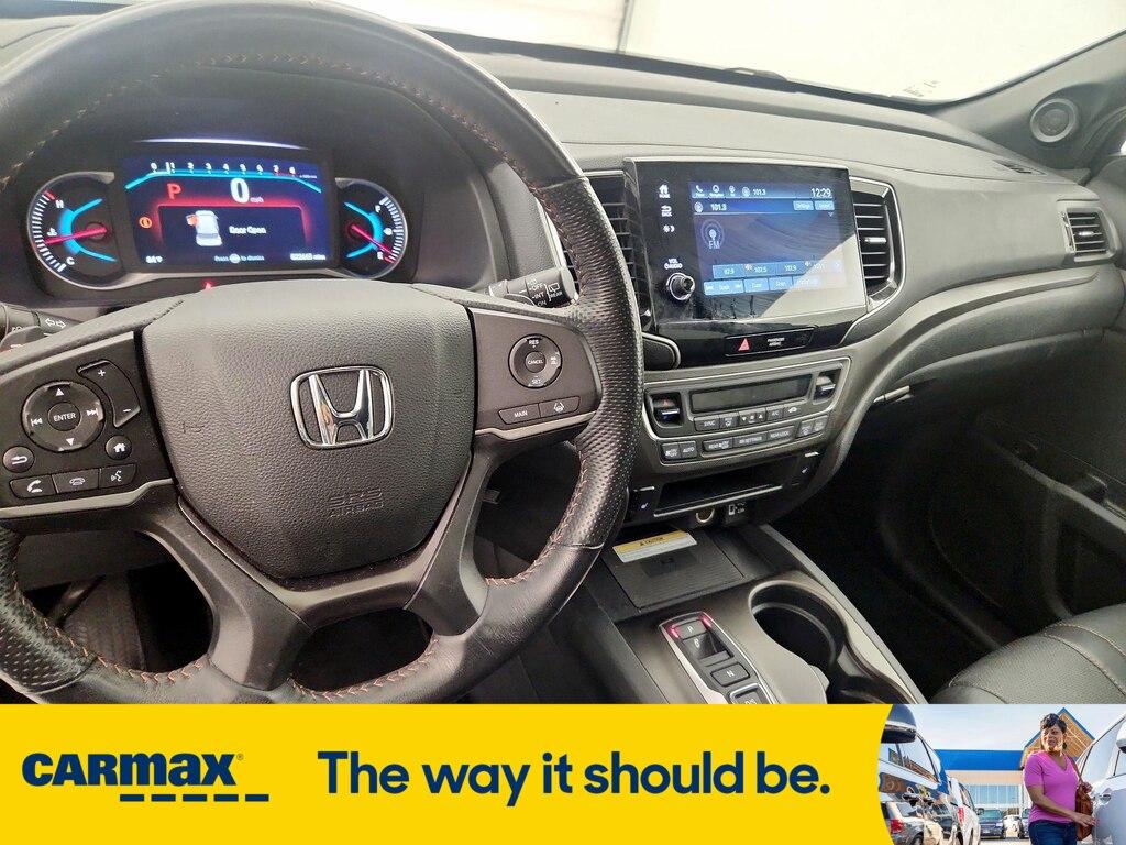 used 2022 Honda Pilot car, priced at $36,998