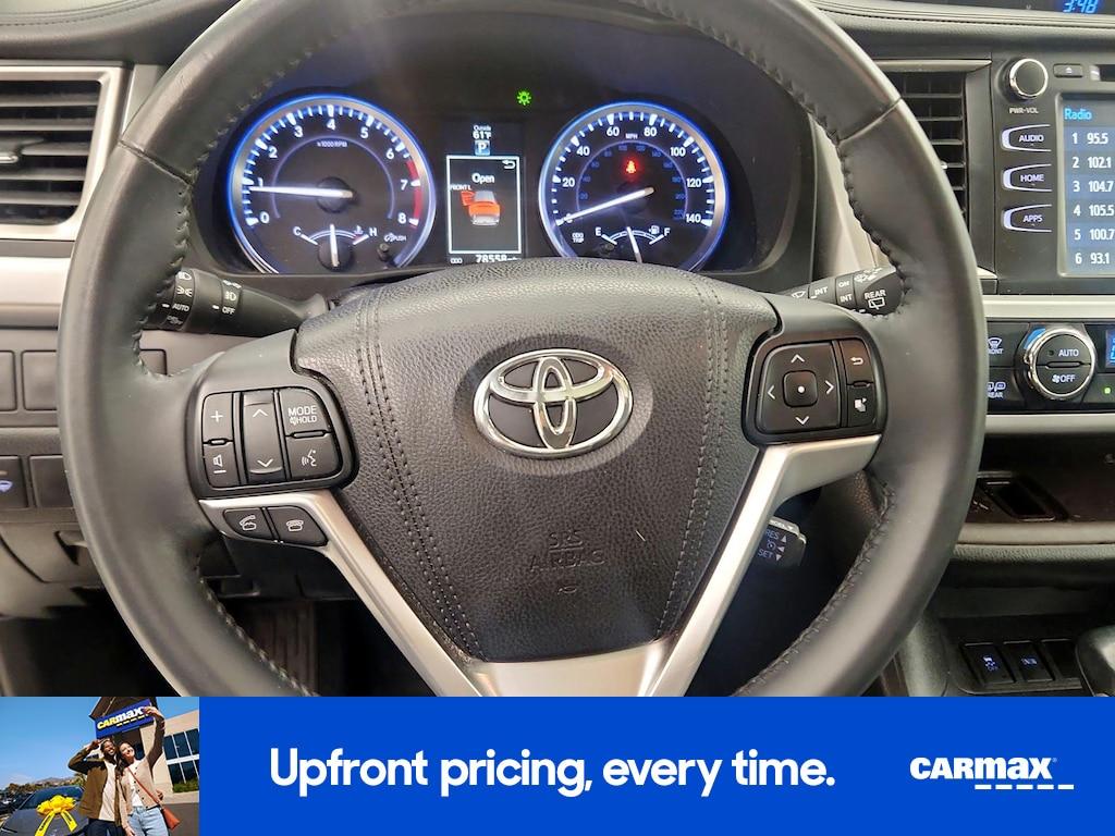 used 2016 Toyota Highlander car, priced at $23,998