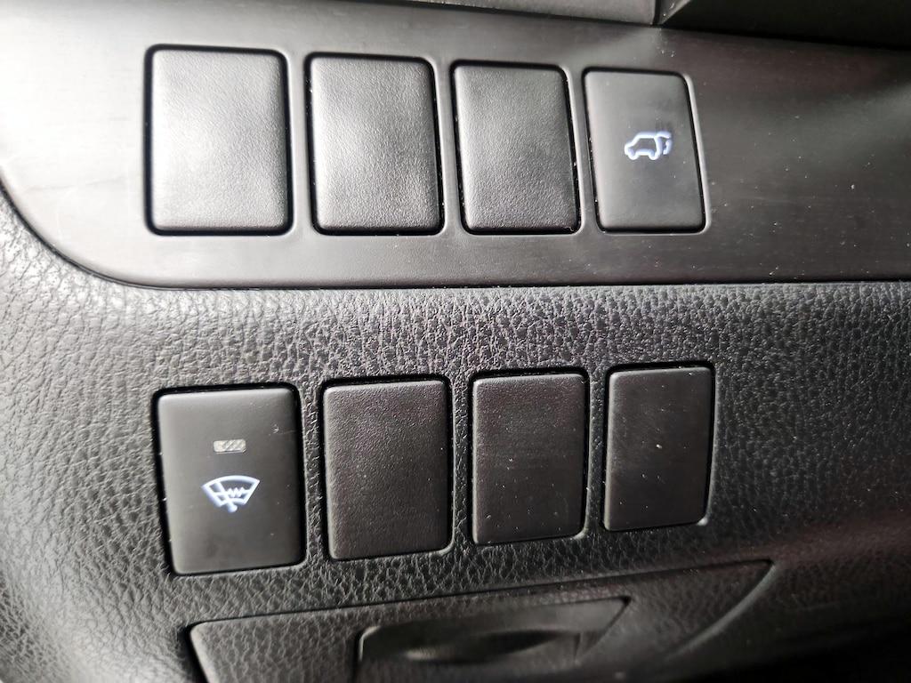 used 2016 Toyota Highlander car, priced at $23,998