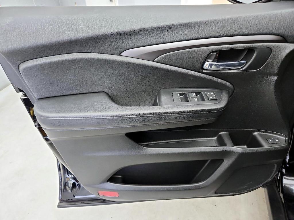 used 2016 Honda Pilot car, priced at $18,998