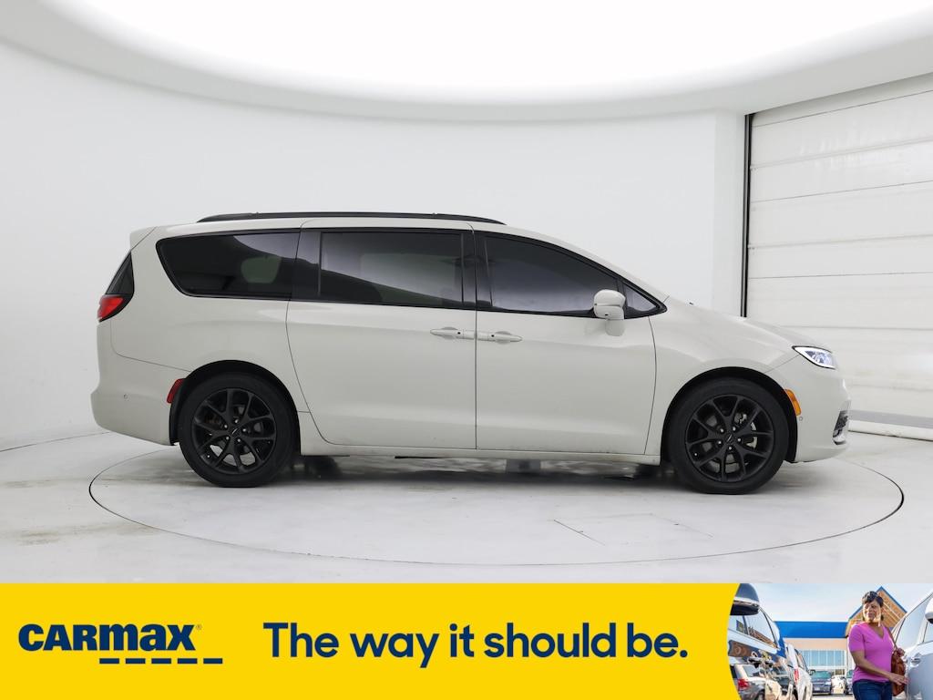 used 2021 Chrysler Pacifica car, priced at $25,998