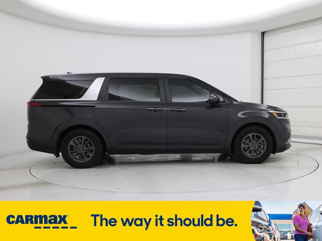 used 2024 Kia Carnival car, priced at $34,998