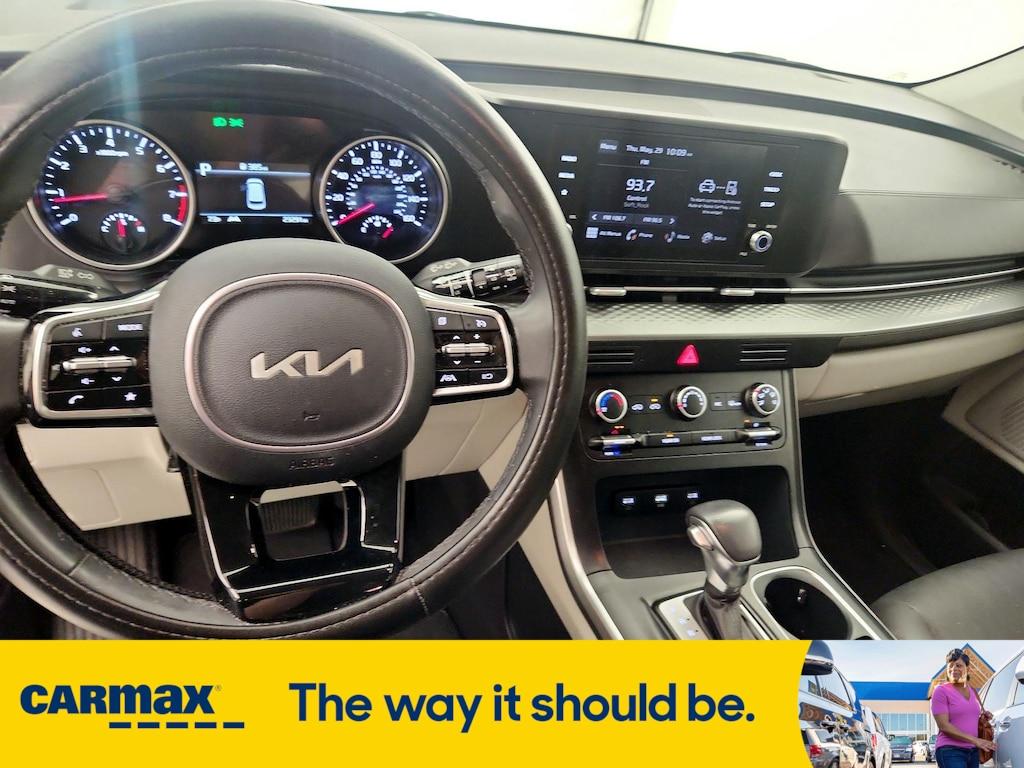 used 2024 Kia Carnival car, priced at $34,998