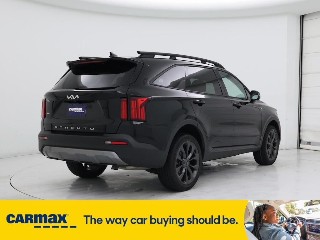 used 2022 Kia Sorento car, priced at $32,998