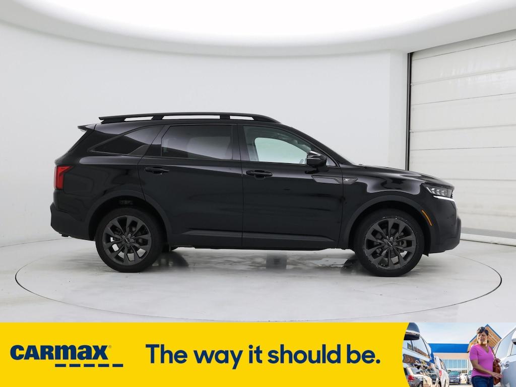 used 2022 Kia Sorento car, priced at $32,998