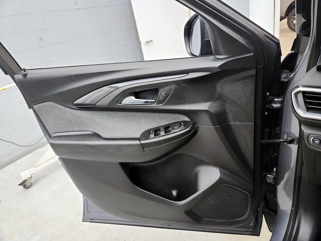 used 2021 Chevrolet TrailBlazer car, priced at $15,998
