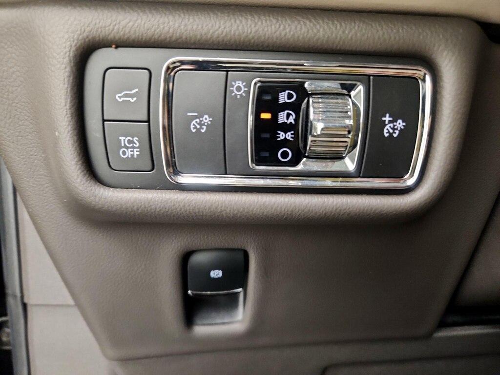 used 2022 Lincoln Nautilus car, priced at $32,998